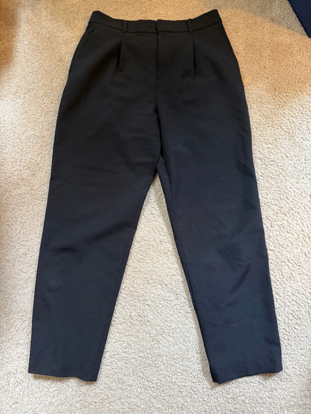 Uniqlo AirSense Pleated Pants Sz M Black Trousers Two Way Stretch Business